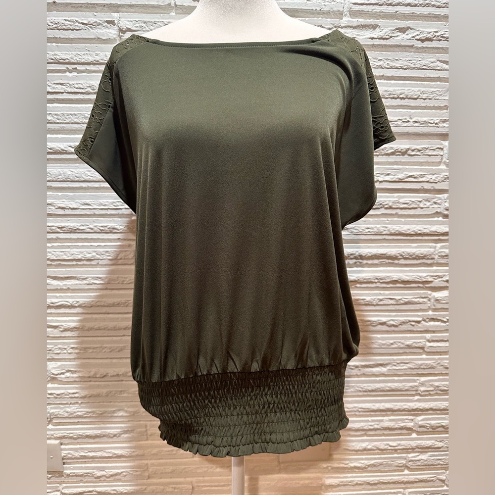 NWOT Michael Kors Olive Green Women's Top, Size L